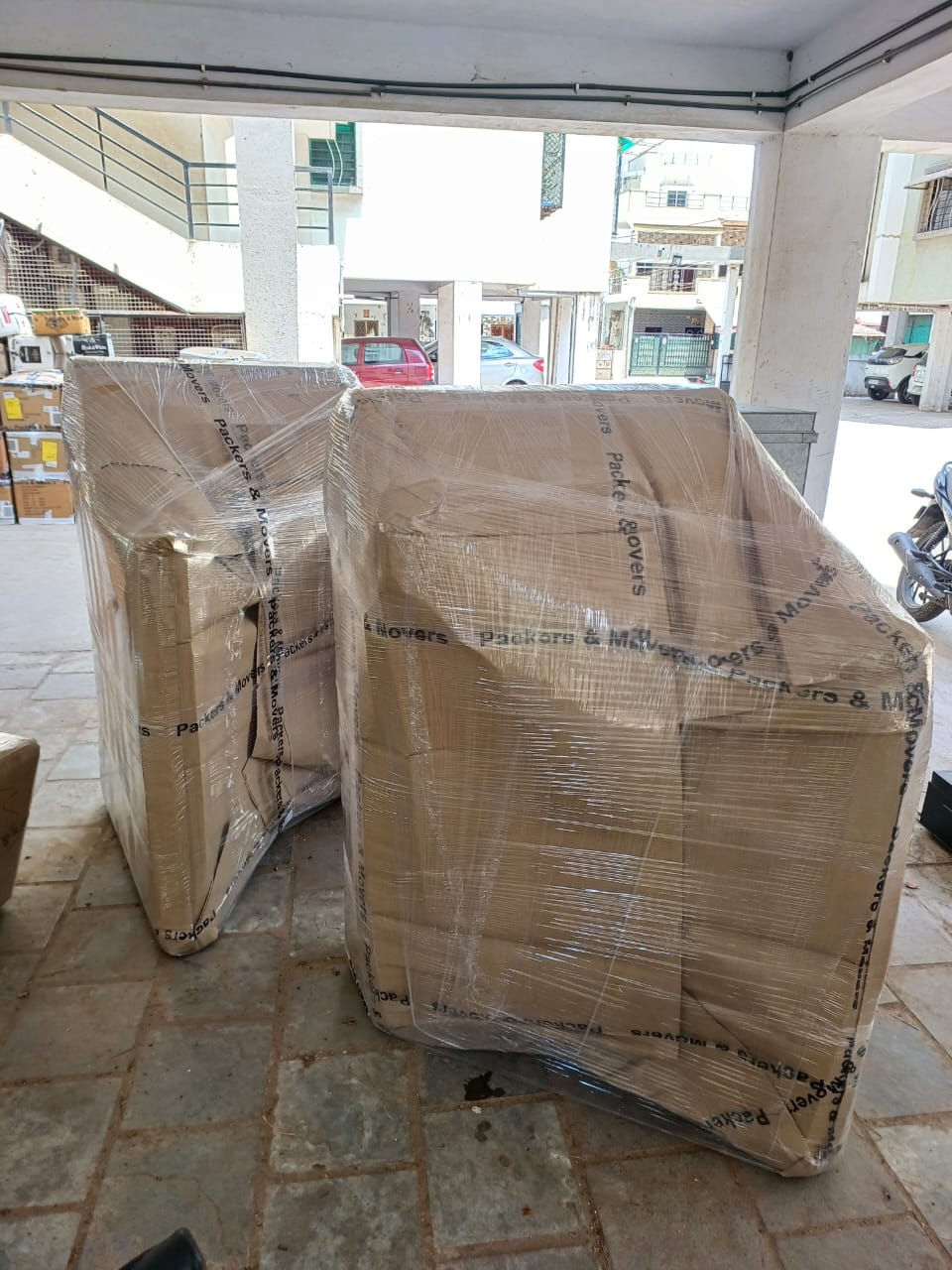 Lucknow to Pune Shifting